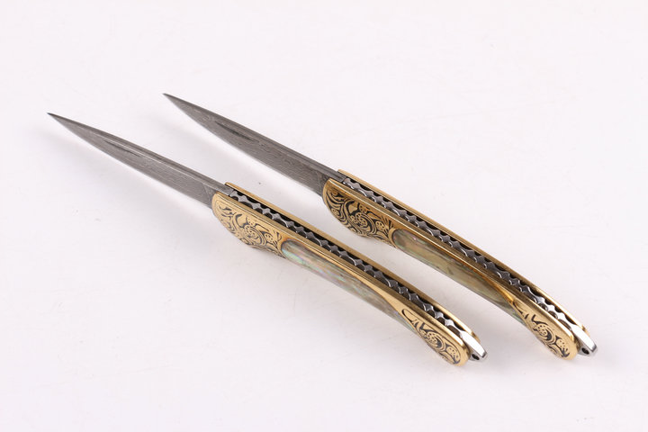 Beautiful queen Damascus no lock small folding knife UD402327 